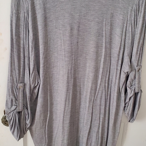 Calvin Klein 3/4 Sleeve top - Picture 3 of 4